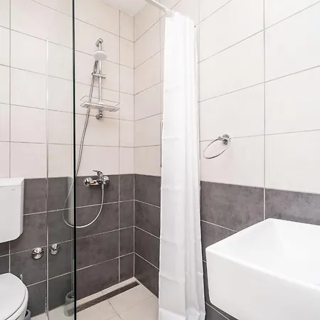 Marija-comfort With Terrace-1 Apartment Mlini